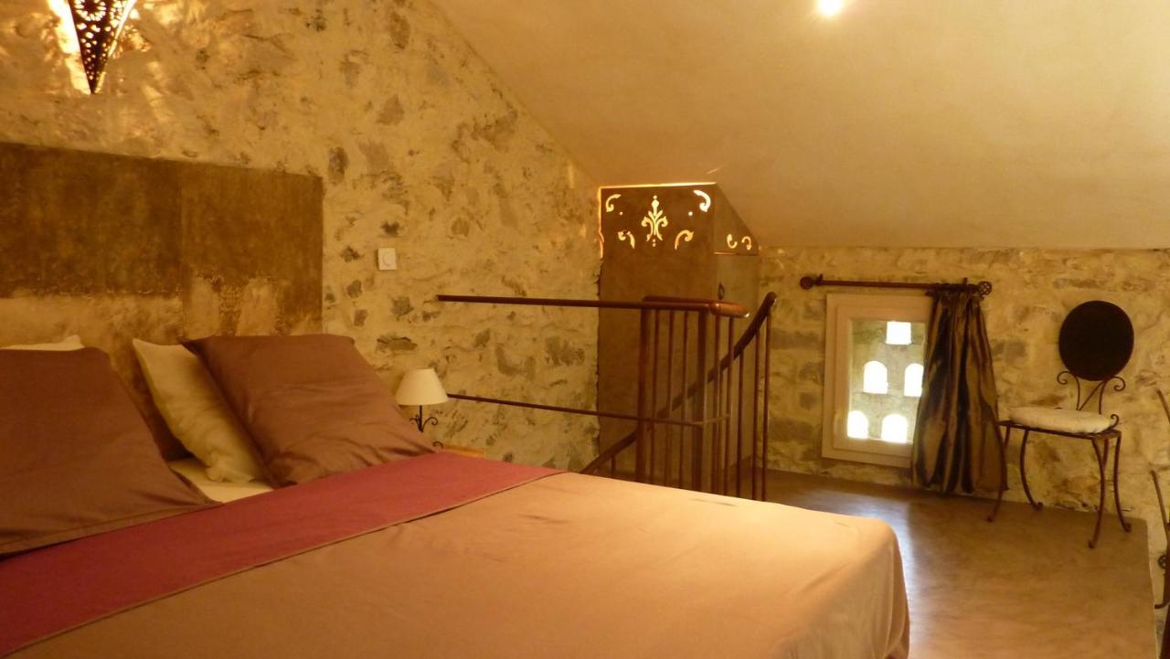 Mas De Costebelle Bed and Breakfast Bollène Εξωτερικό φωτογραφία