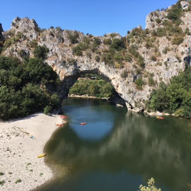 Mas De Costebelle Bed and Breakfast Bollène Εξωτερικό φωτογραφία