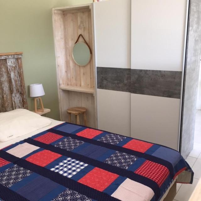Mas De Costebelle Bed and Breakfast Bollène Εξωτερικό φωτογραφία