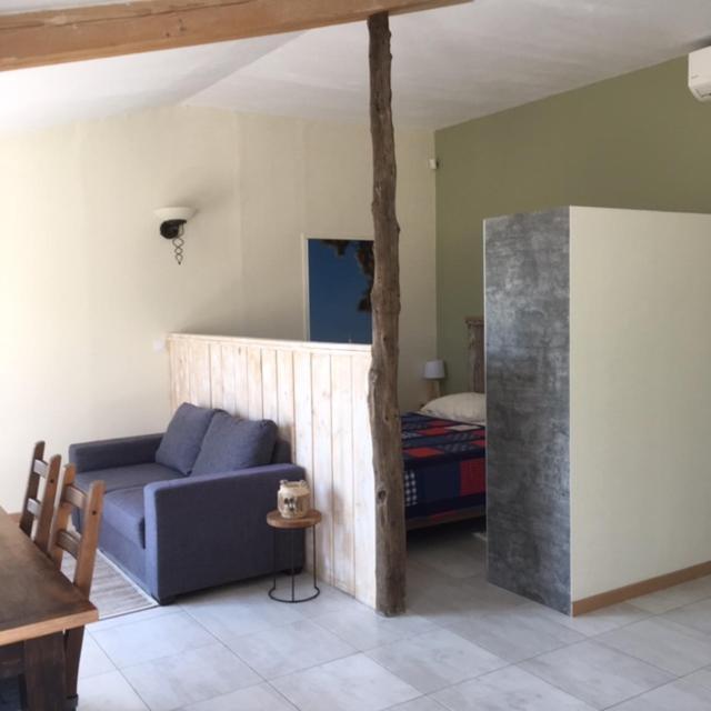 Mas De Costebelle Bed and Breakfast Bollène Εξωτερικό φωτογραφία