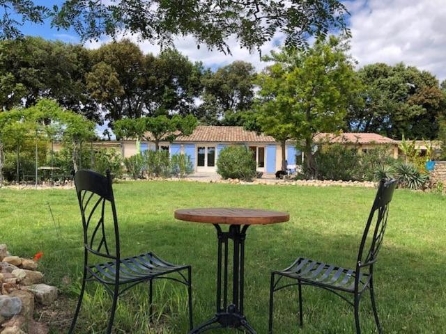 Mas De Costebelle Bed and Breakfast Bollène Εξωτερικό φωτογραφία